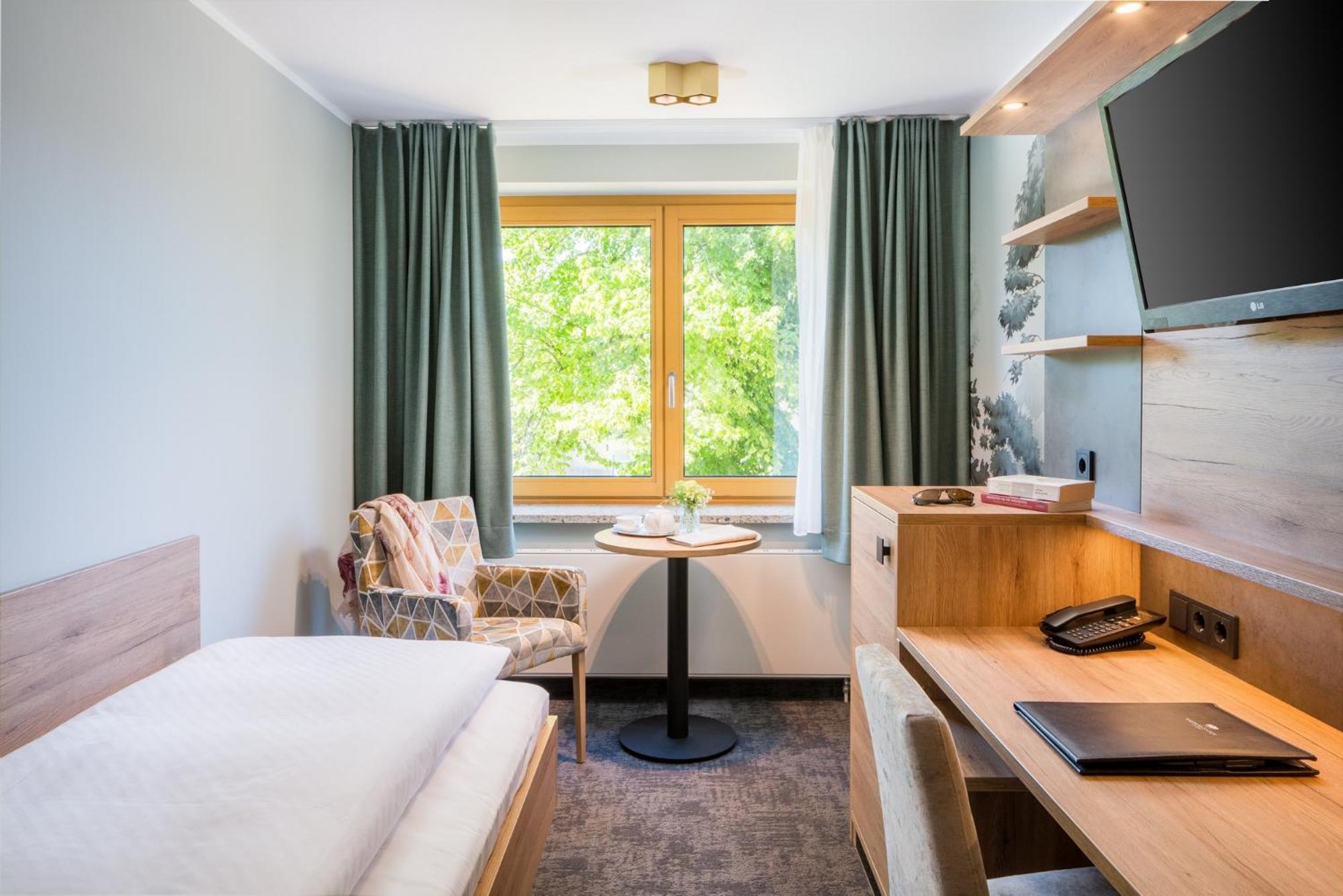 Romantik Hotel Waldschloesschen シュレースヴィヒ エクステリア 写真