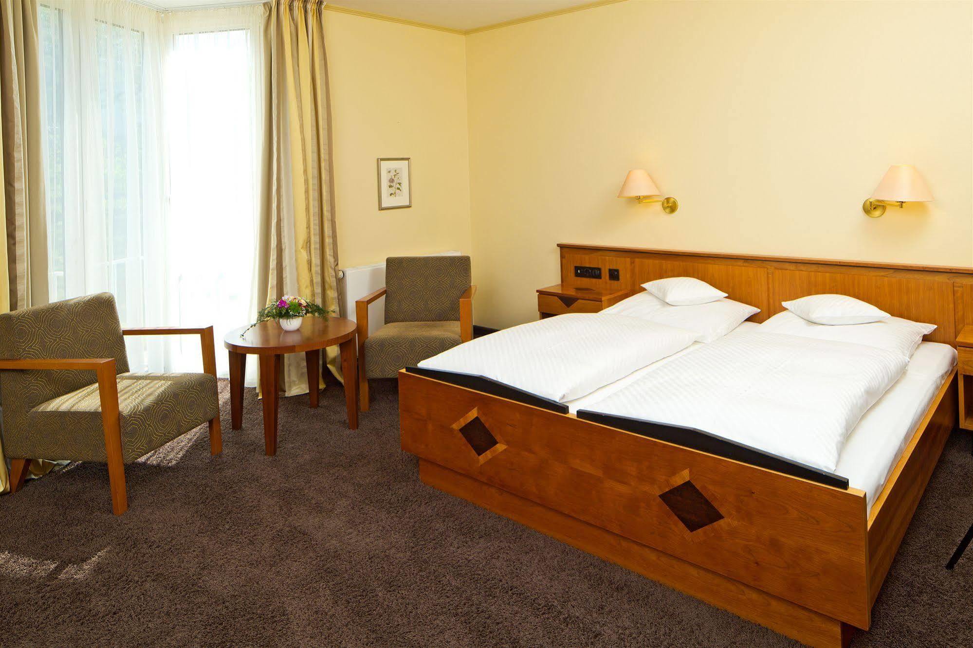 Romantik Hotel Waldschloesschen シュレースヴィヒ エクステリア 写真