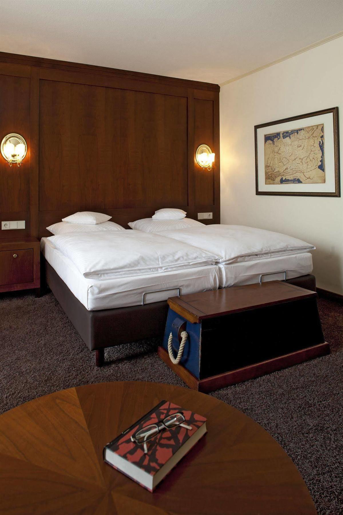 Romantik Hotel Waldschloesschen シュレースヴィヒ エクステリア 写真